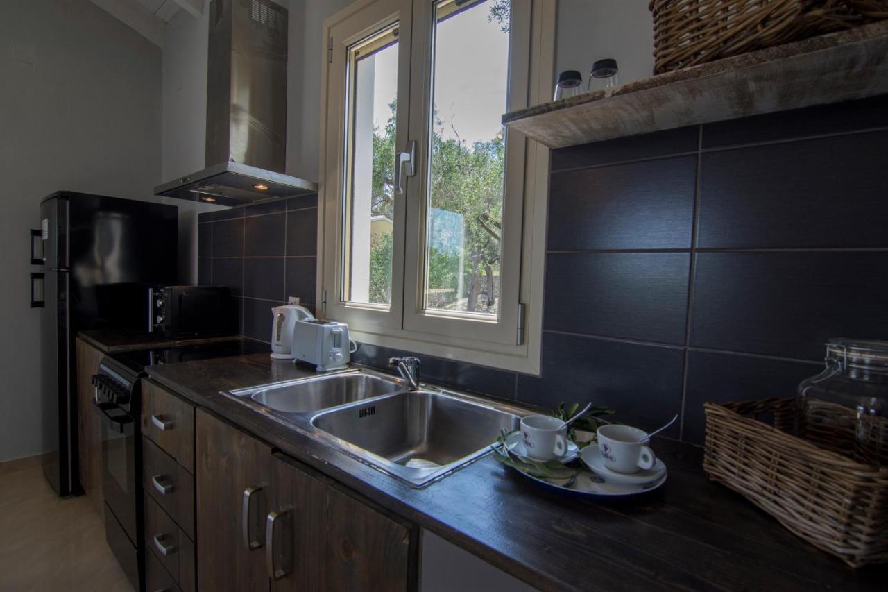 Villa Elaia Suites & Apartments No.6 Gaios Ngoại thất bức ảnh